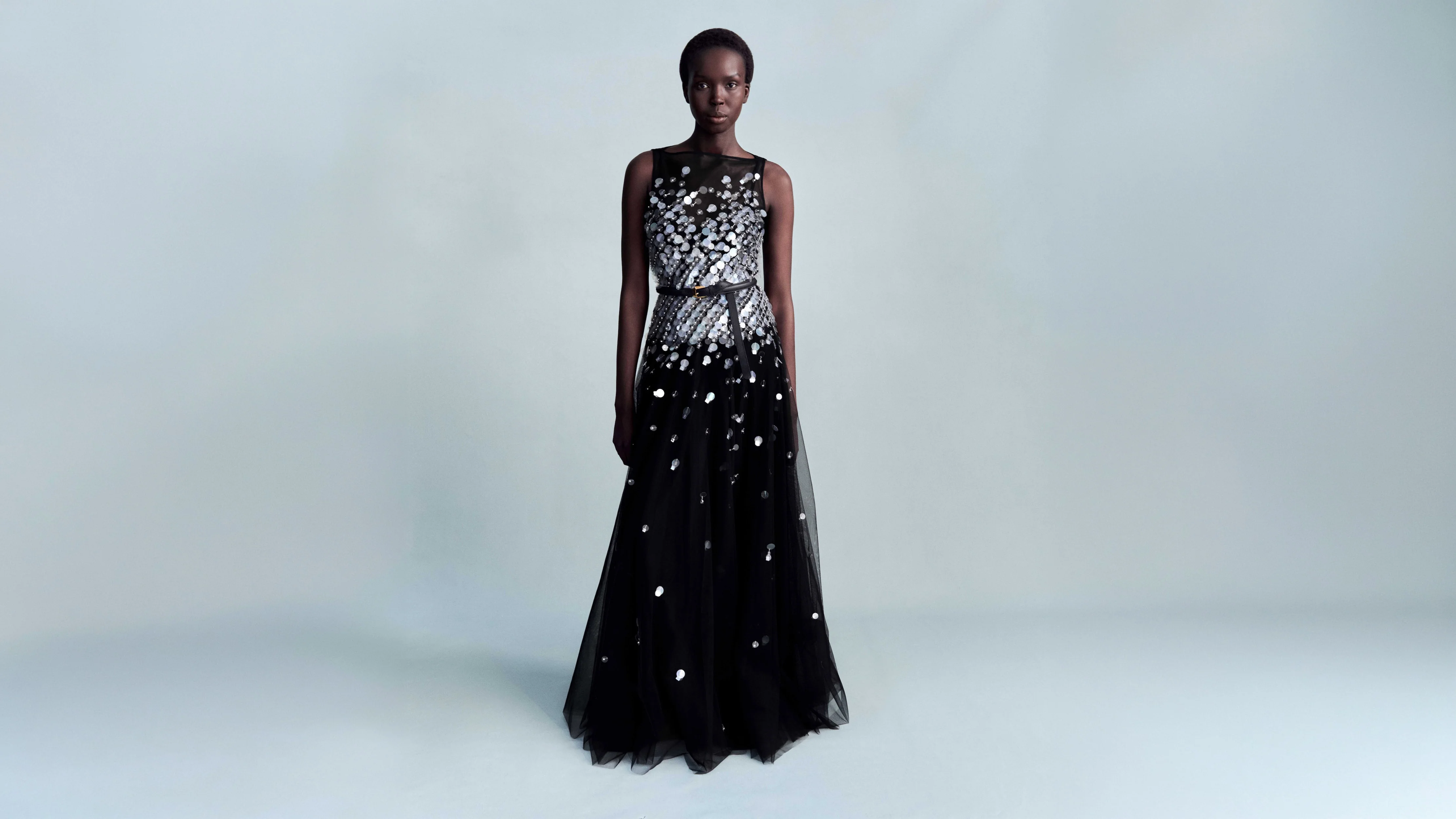 Sculpted Elegance for Modern Icons